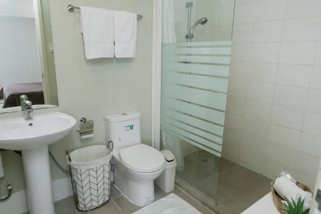 Apartment Bgc Private *