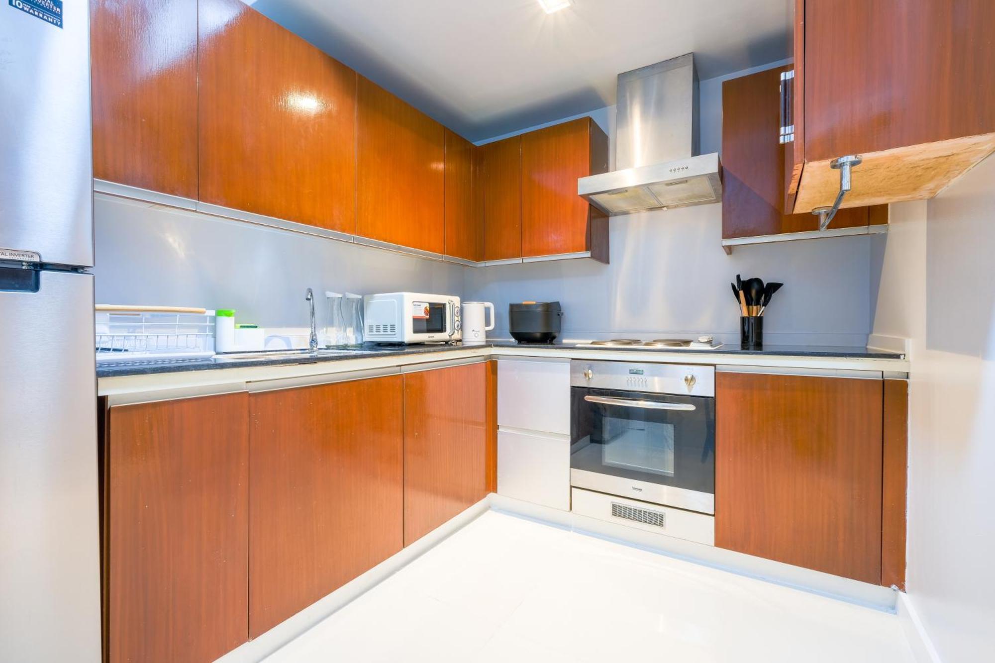 Bgc Private Apartment *