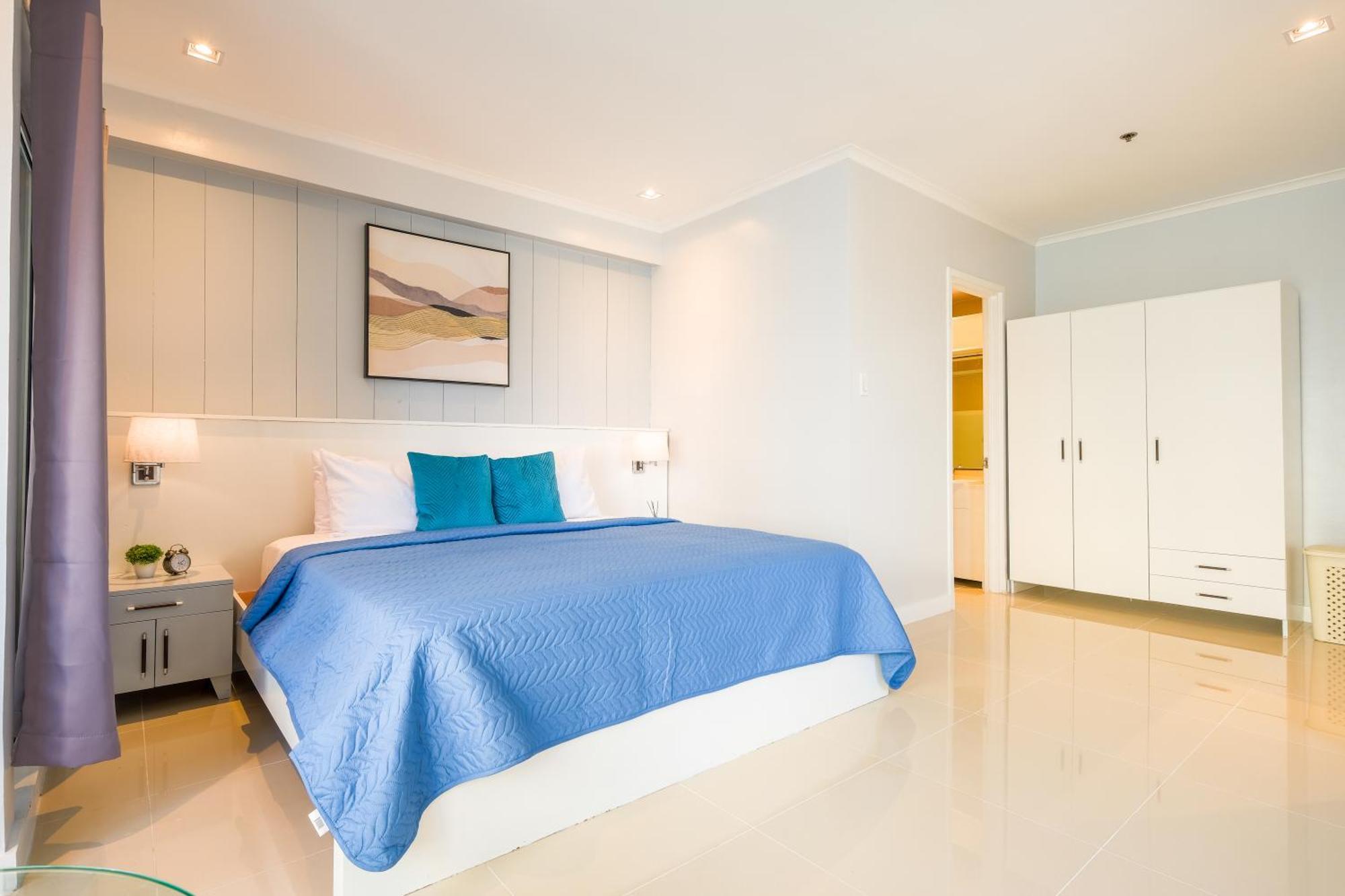 Bgc Private Apartment