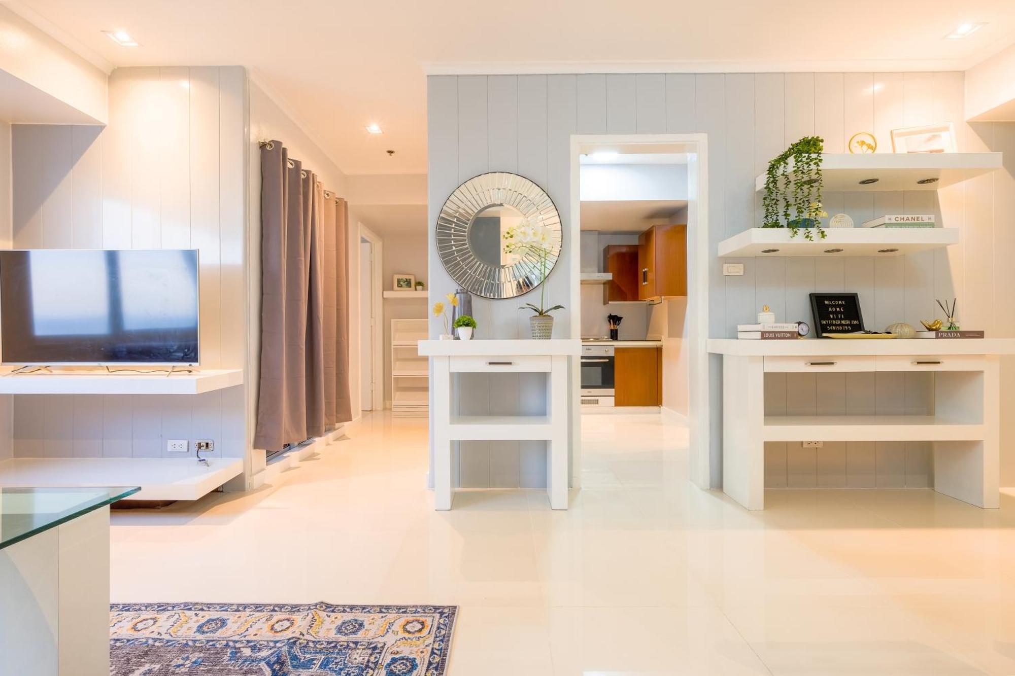 Bgc Private * Manila
